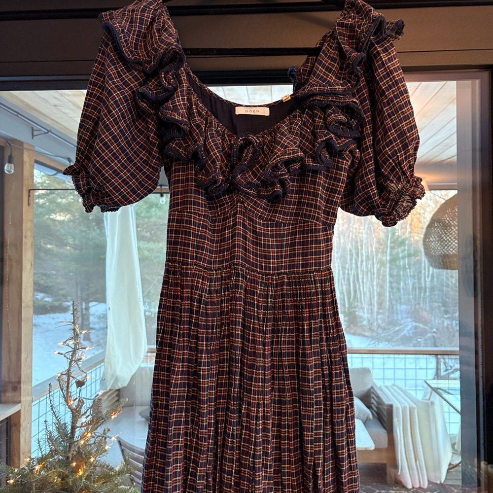 Doen Lera Dress plaid/checkered Midi Dress. Cotton flannel. DM for details